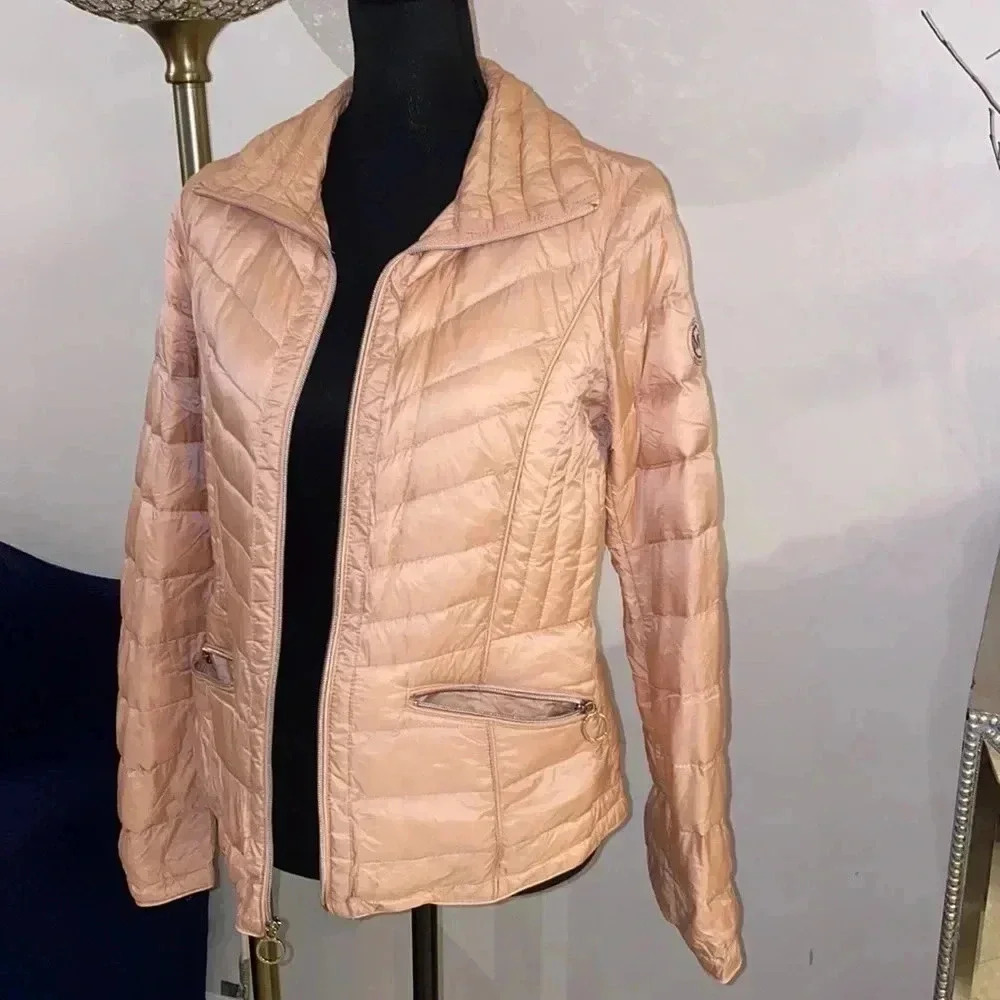 Michael Kors puffer jacket size medium - Picture 3 of 6